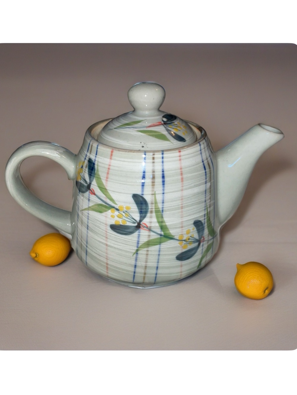 Vintage Saikai Hasami Stoneware Teapot Japan. Circa 1978-1981